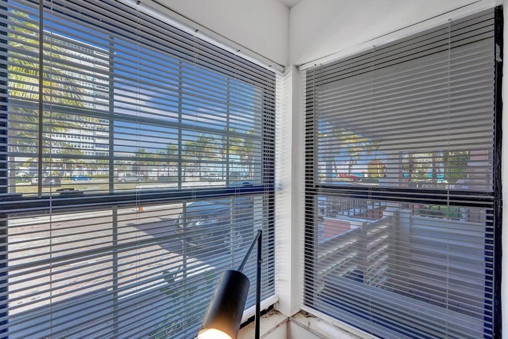 Hollywood Apartments Host By Beenomad ภายนอก รูปภาพ